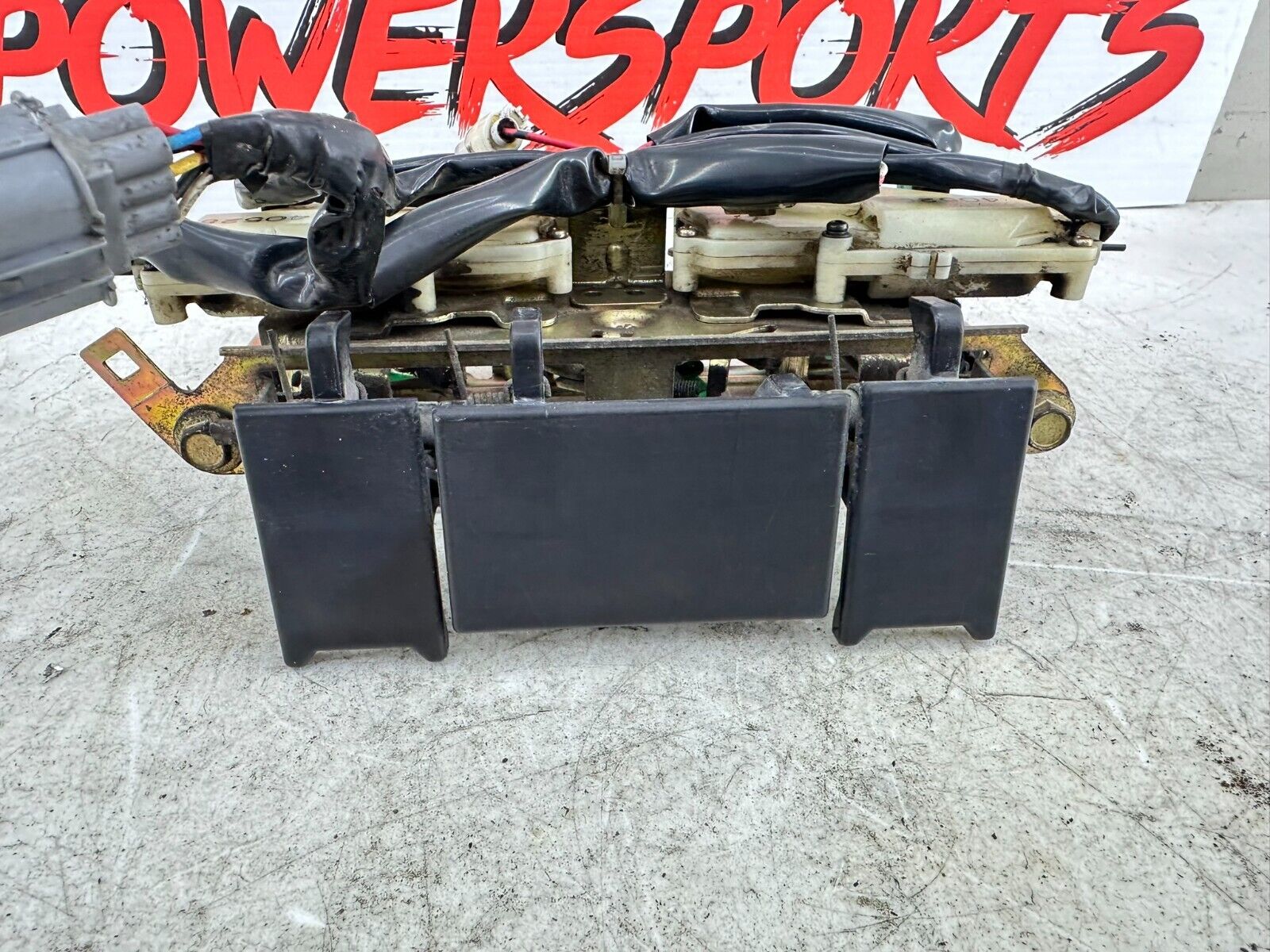 2004 Honda Goldwing GL1800 Trunk Saddle Bag Auto Lock Release Levers
