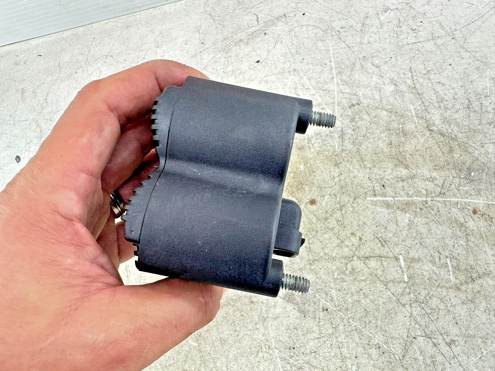 2002 HARLEY SOFTAIL OEM HD Ignition Coil
