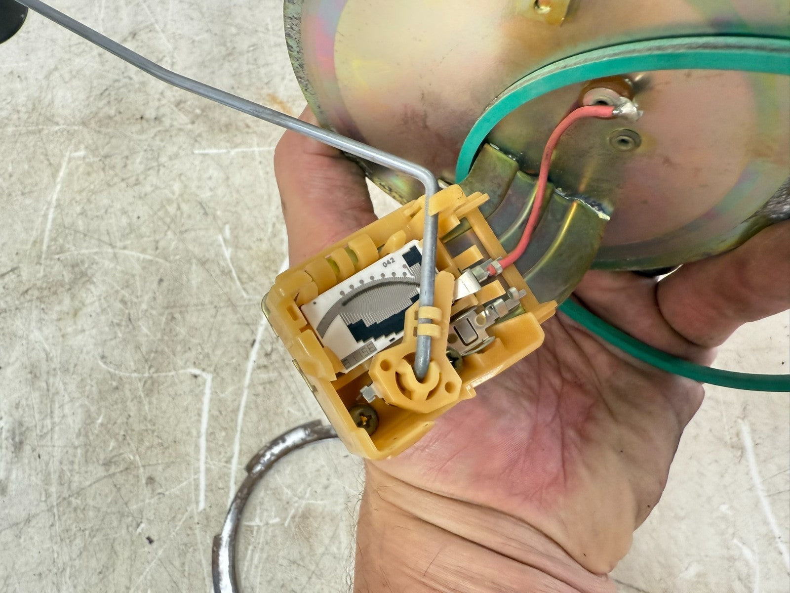 2002 Honda Goldwing GL1800 Fuel Gas Petrol Tank Level Sending Sensor Unit