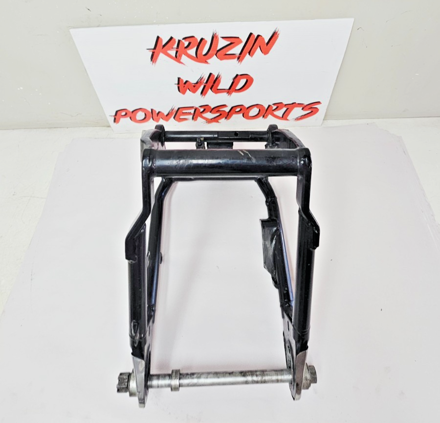 1995 HARLEY SOFTAIL FATBOY OEM Rear Swingarm Fork Pivot Swing Arm & Axle