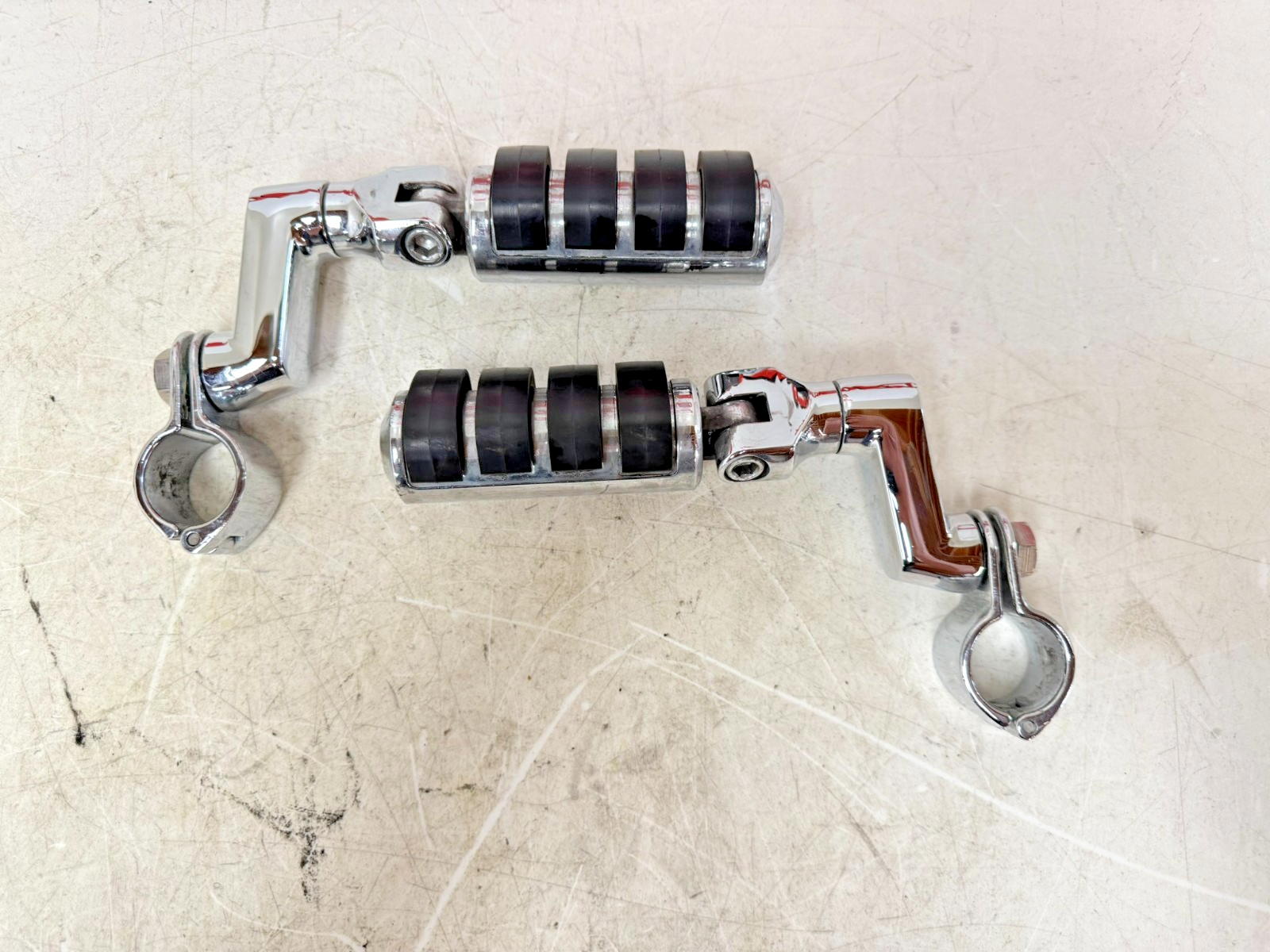 2003 HARLEY ELECTRA GLIDE Chrome Highway Foot Pegs Foot Rest OEM HD