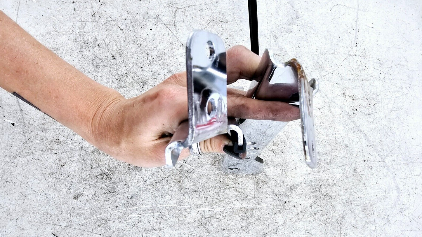 1998 HARLEY FLH ROADKING Chrome Saddlebag & Crash Bar Mounting Arms Frame