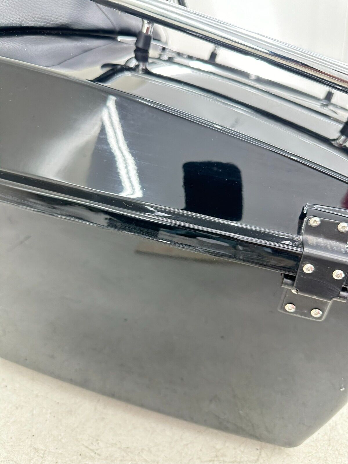 2003 HARLEY ELECTRA GLIDE classic Trunk Top Box W/ Luggage Lock + Key