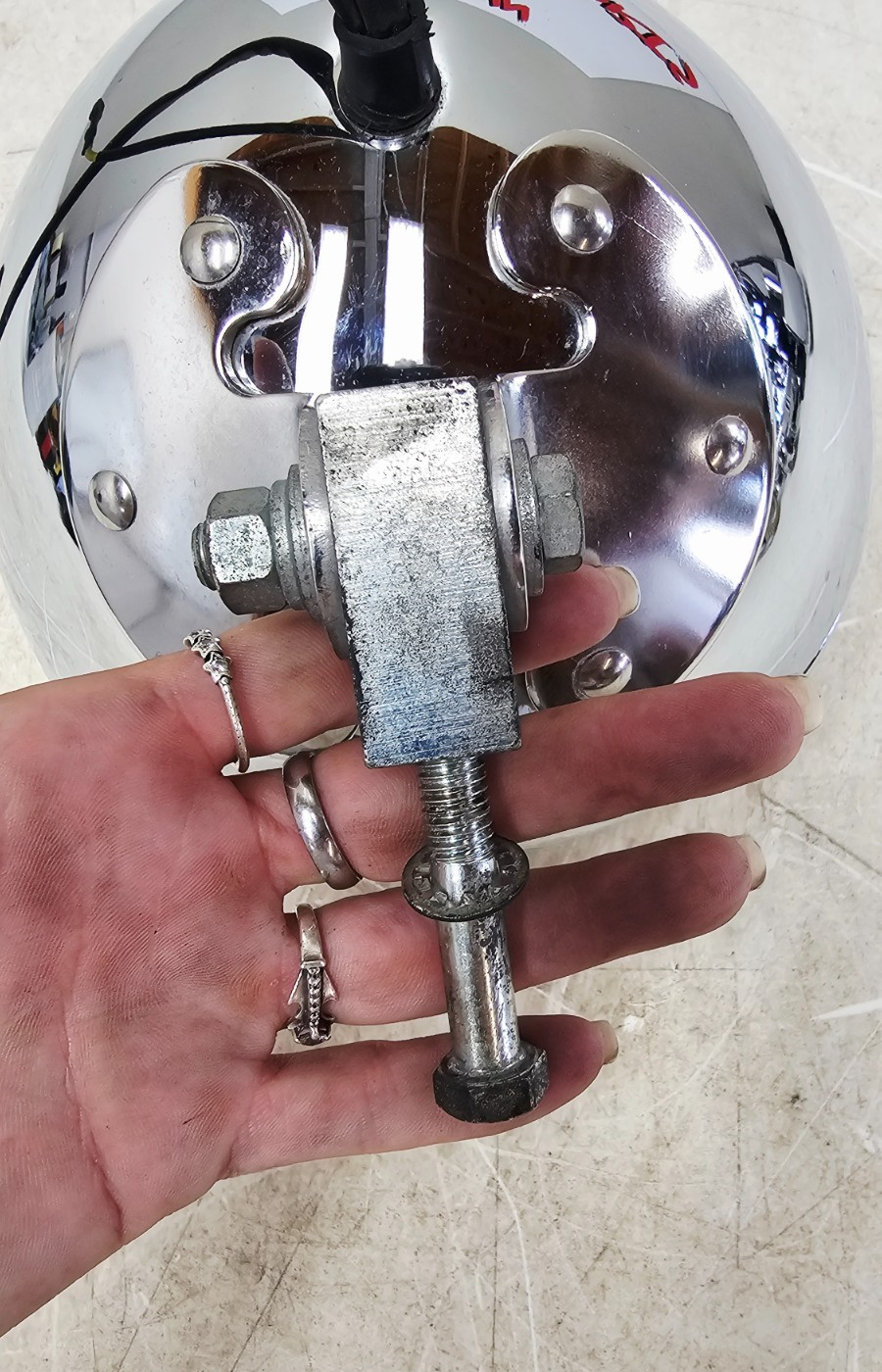 2002 HARLEY SOFTAIL Chrome Headlight Housing Trim Ring Mounting Bracket