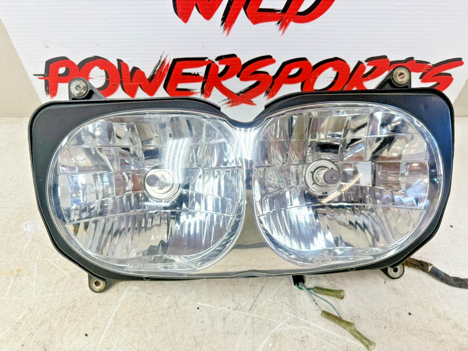 2001 HONDA VALKYRIE INTERSTATE Headlight Front Headlamp Housing