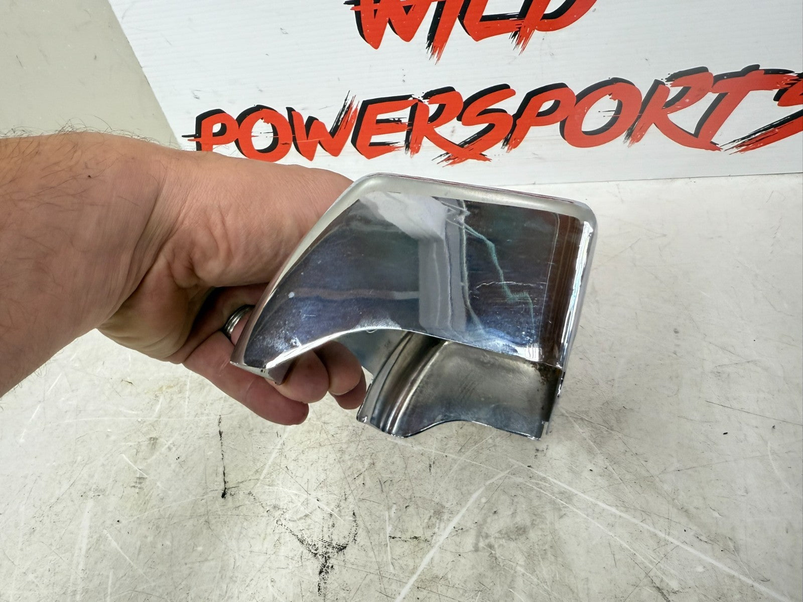 2003 HARLEY ELECTRA GLIDE OEM Oil Cooler Chrome Cover