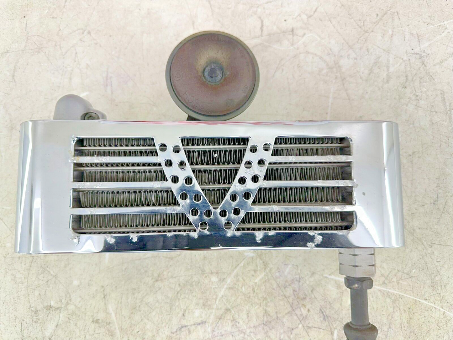 2006 Victory Kingpin Oil Cooler + Chrome Cover Horn + MTG Bracket