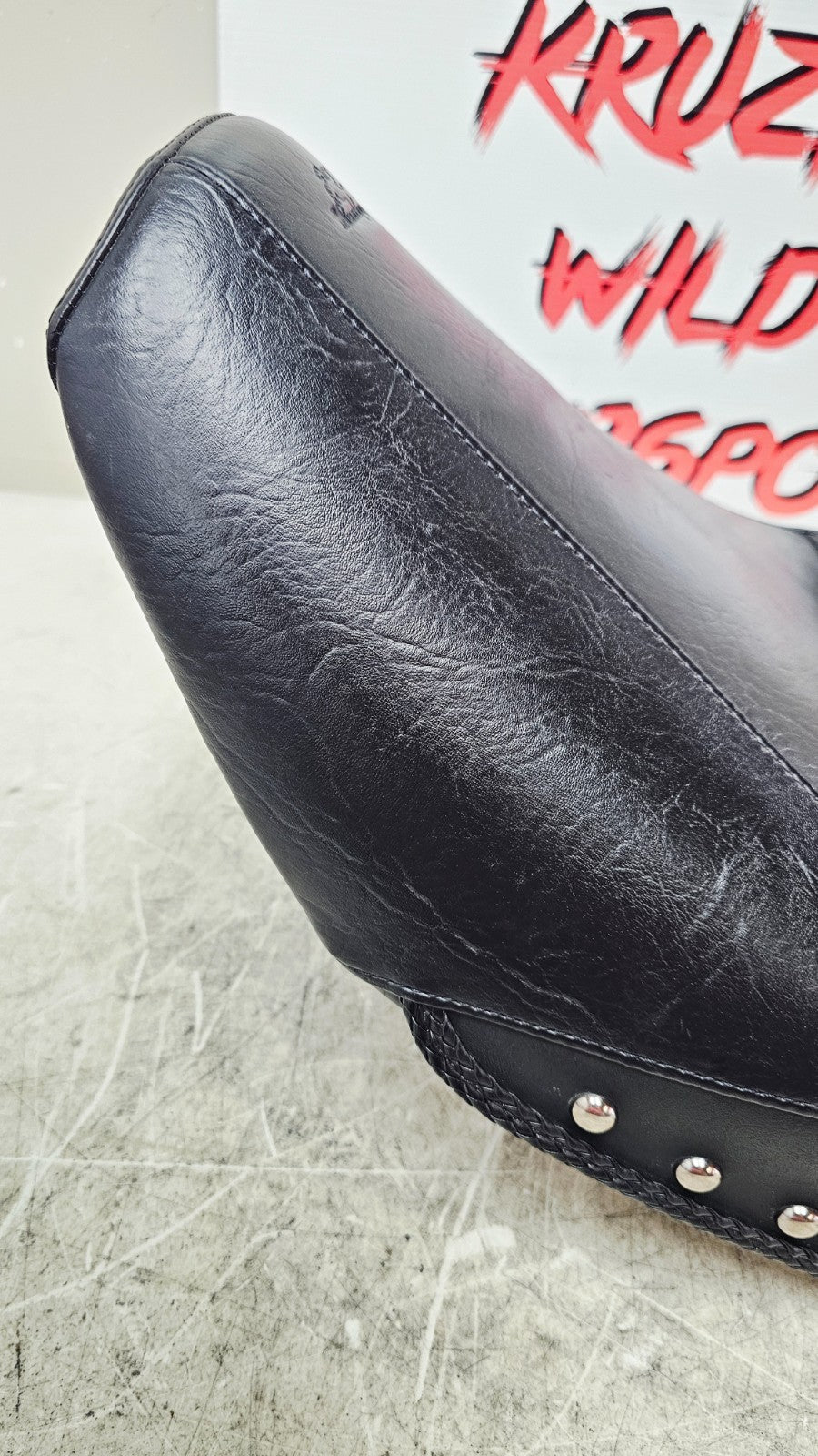 1990 Harley FXR FXRT FXRD FXRS FXLR FXRC Mustang Seat Saddle 2 UP Studded NICE