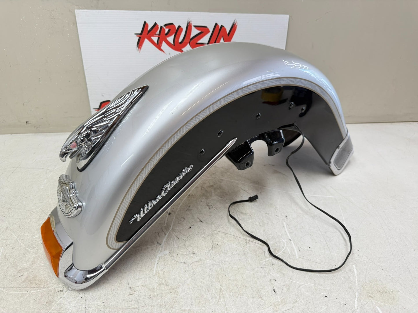 2003 HARLEY ELECTRA GLIDE Front Fender + Emblem 100th Anniversary 