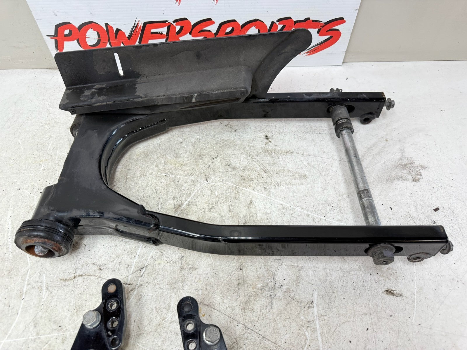 1995 HARLEY FLH ELECTRA GLIDE Swingarm Rear Axle & Arm Mounting Bracket