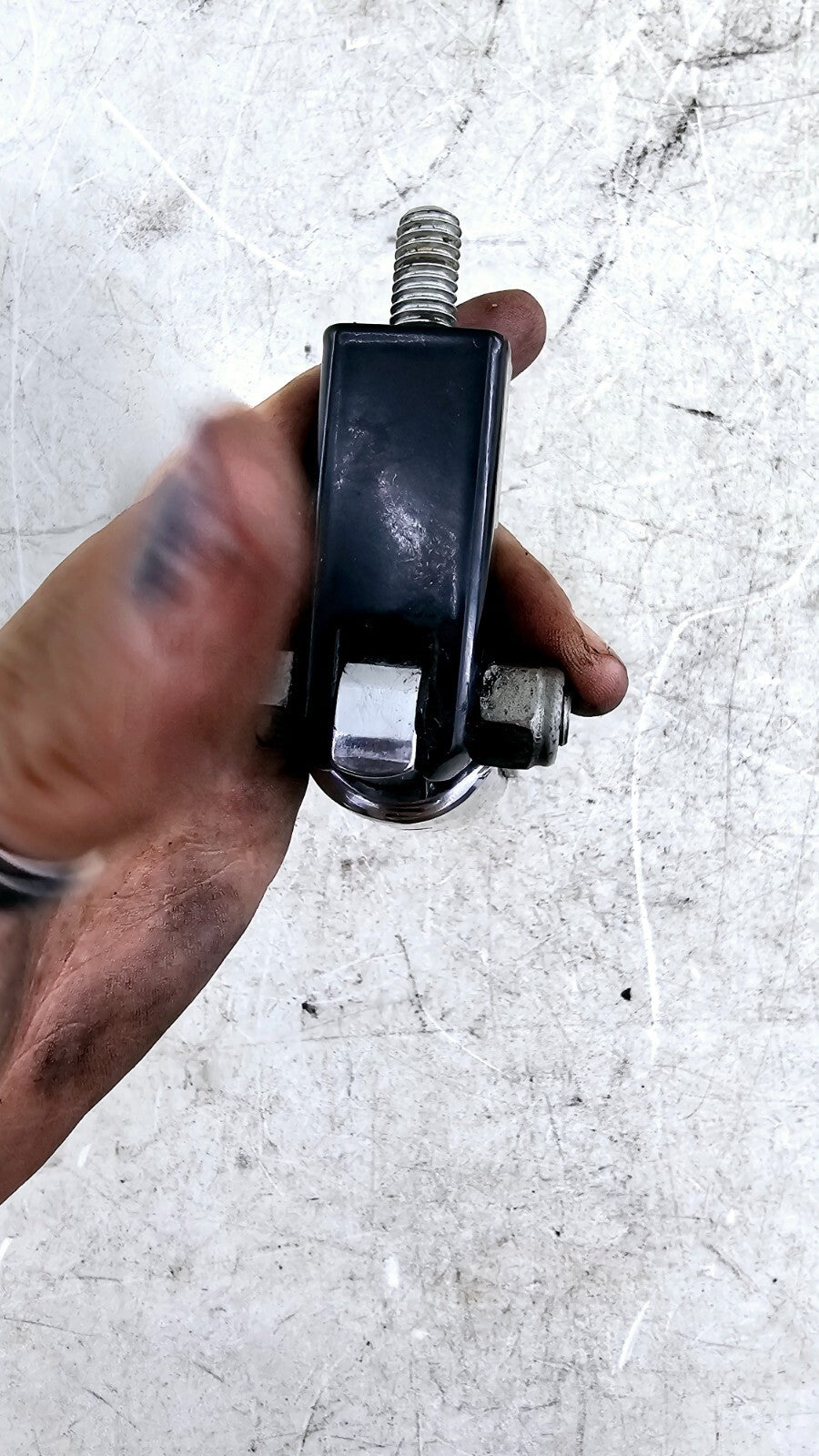 2000 Harley Davidson Sportster Rear Passenger Chrome Footpeg Foot Peg Footrest