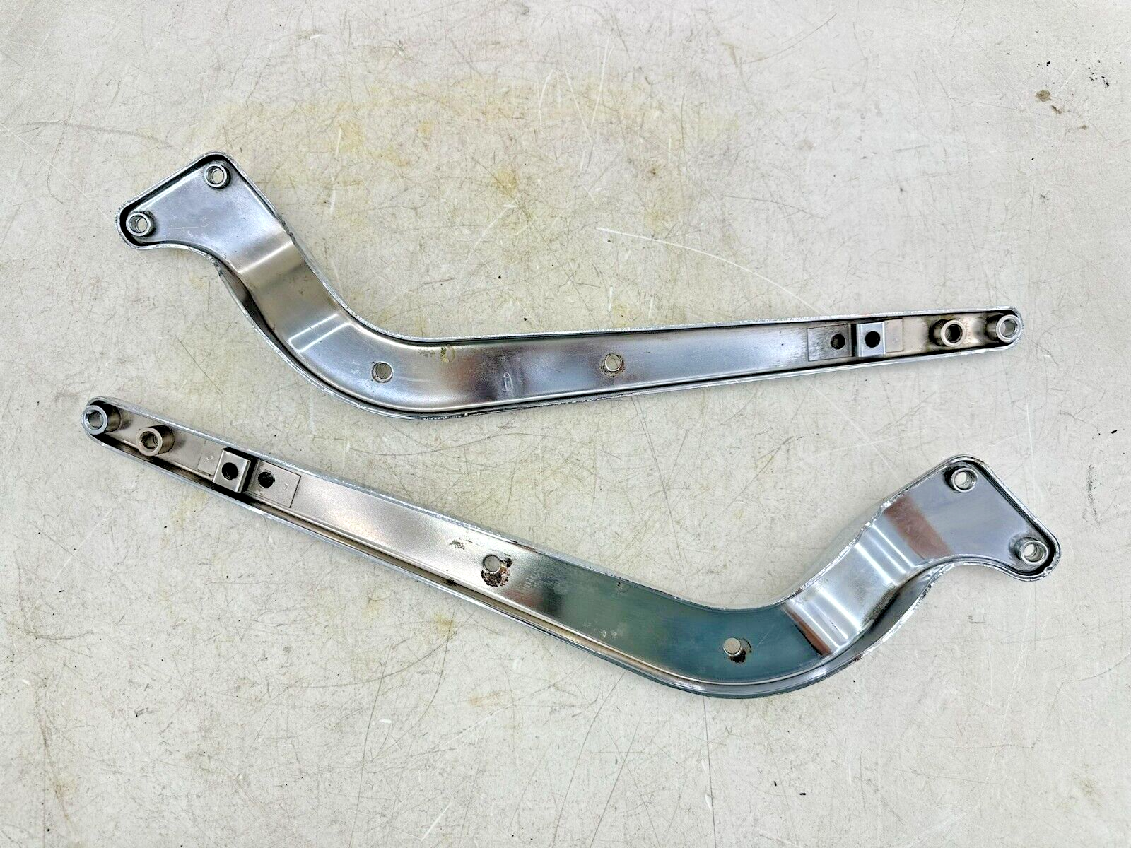 1999 HARLEY SOFTAIL Chrome Rear Fender Frame Strut Arm Bars