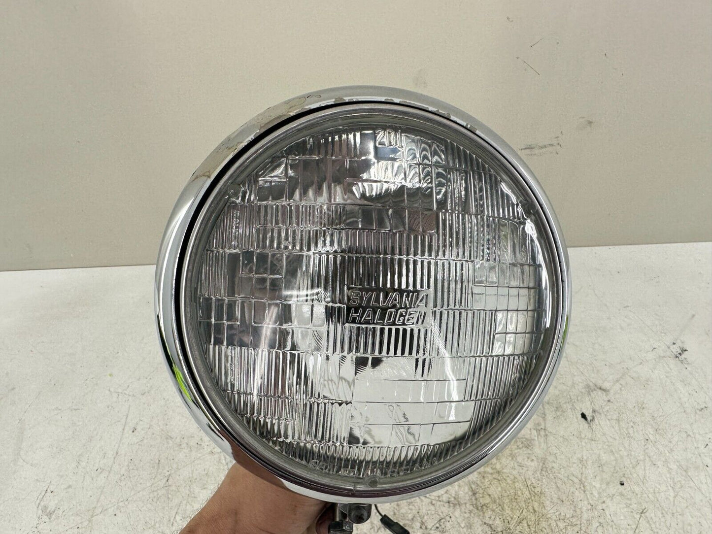2003 HARLEY DAVIDSON SOFTAIL 8" Chrome Headlight Housing & Bulb OEM HD