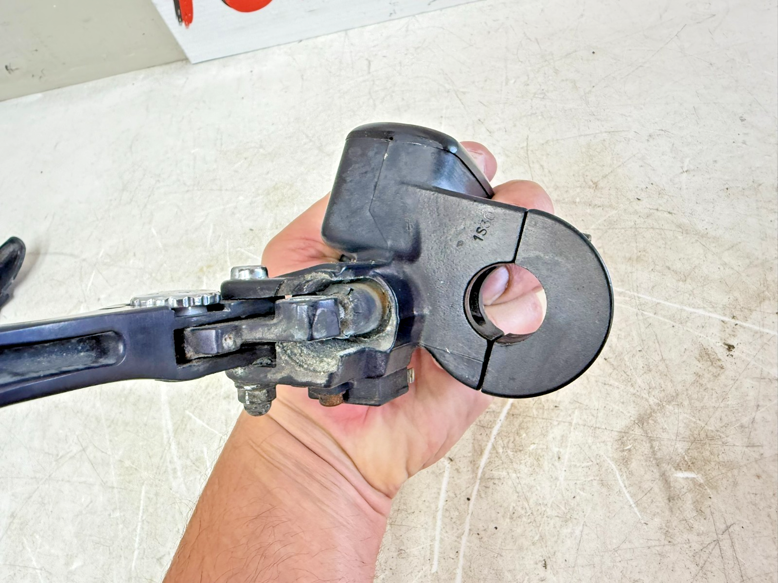 2002 Honda Goldwing GL1800 Front Brake Master Cylinder + Handle Lever