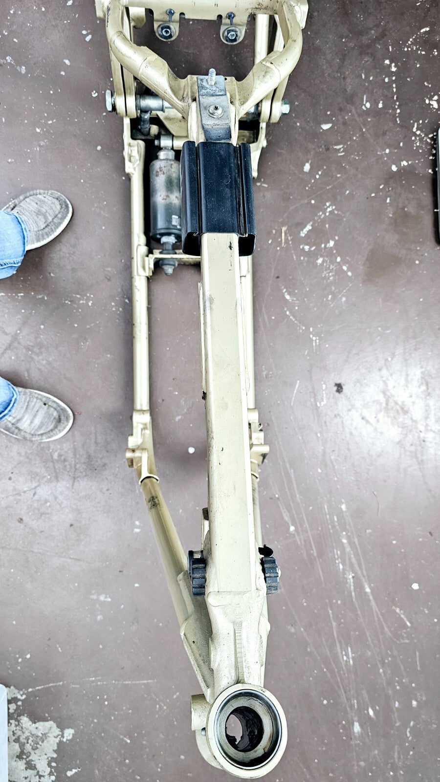 2003 HARLEY SOFTAIL DEUCE Frame Chassis Swingarm Shocks Straight