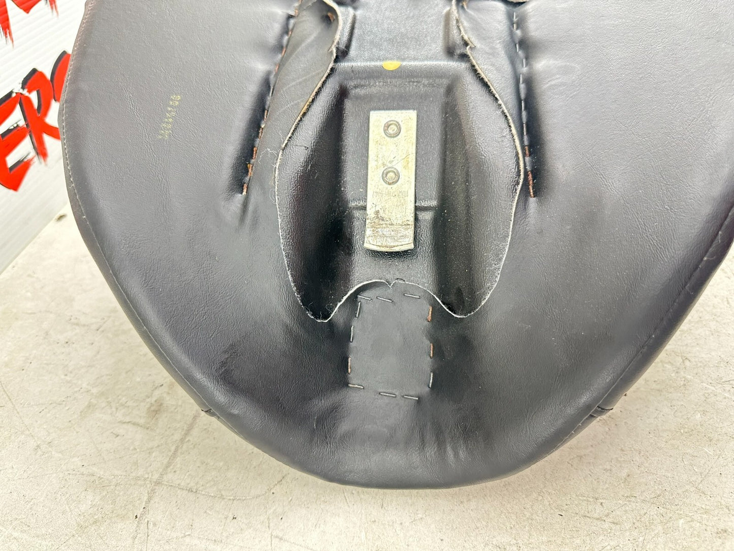 1999 HARLEY DYNA OEM HD Driver Passenger Seat Saddle Black NOS