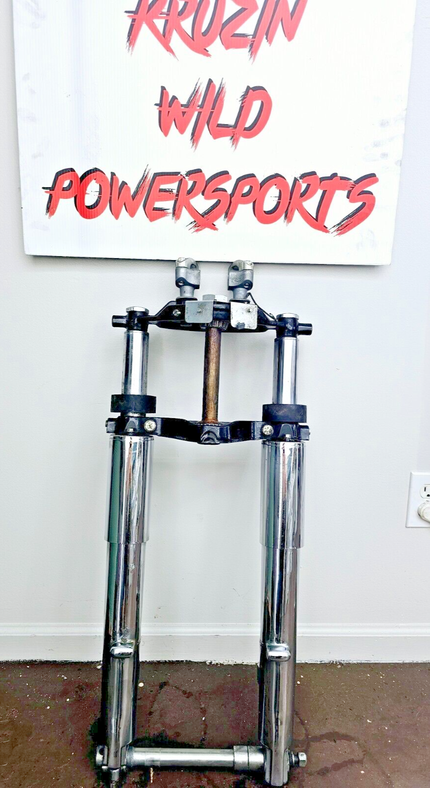 2002 HARLEY ELECTRA GLIDE Chrome Forks Triple Tree Front End Chrome Lowers