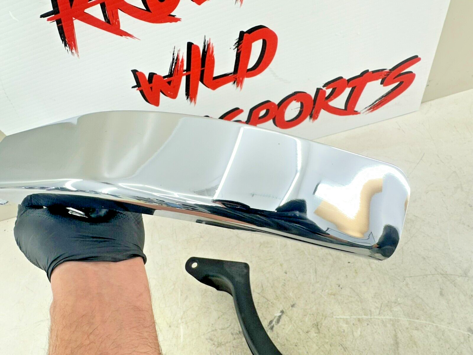 2001 HARLEY DAVIDSON SOFTAIL Chrome Upper Black Lower Belt Guard