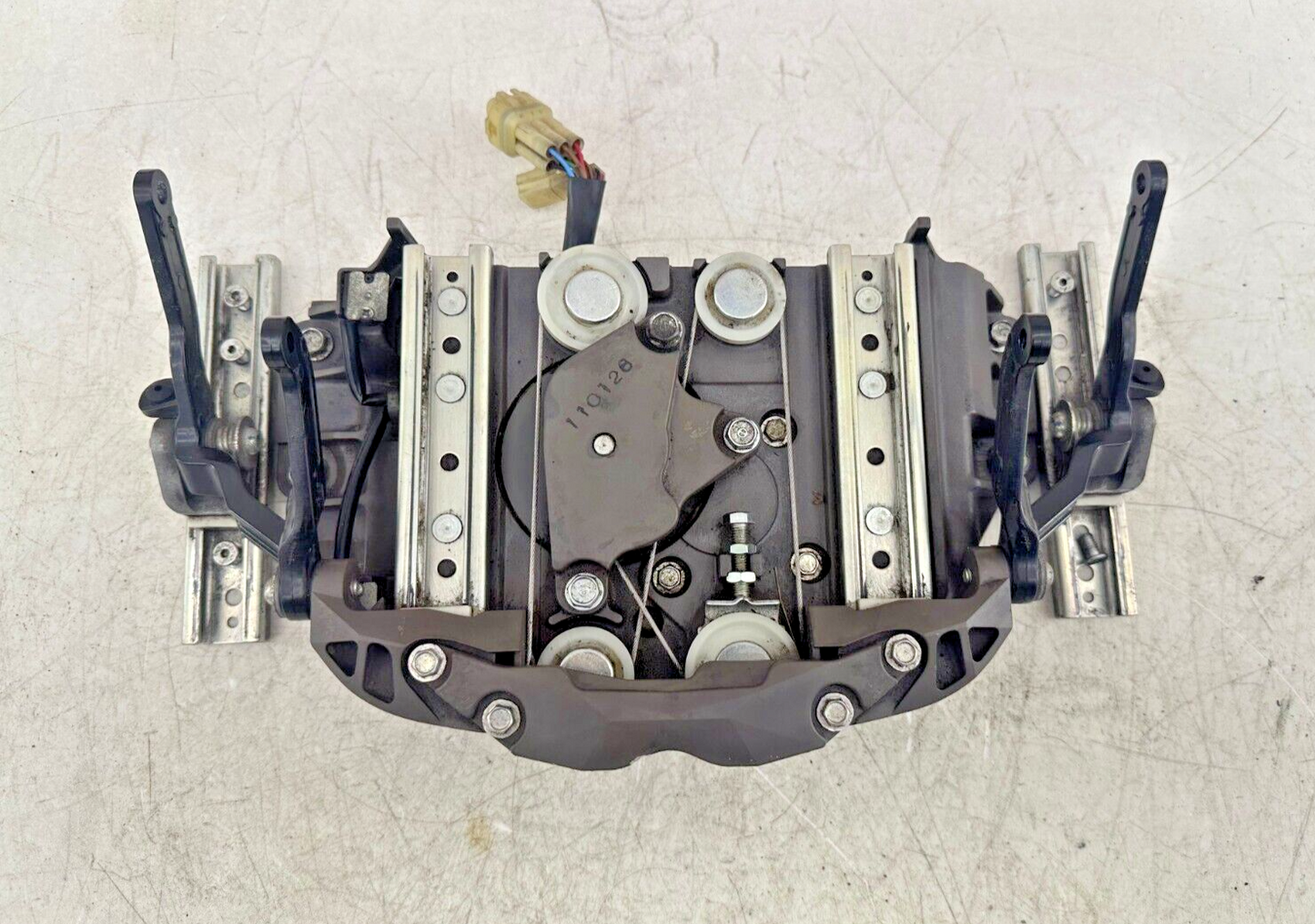 06-12 YAMAHA FJR 1300 Windshield Height Adjustment Actuator Replacement OEM