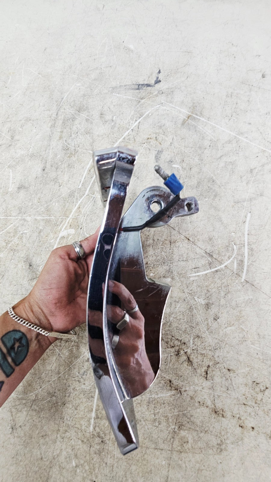 1996 HARLEY SOFTAIL Side Mount License Plate Tag Light Mount Bracket