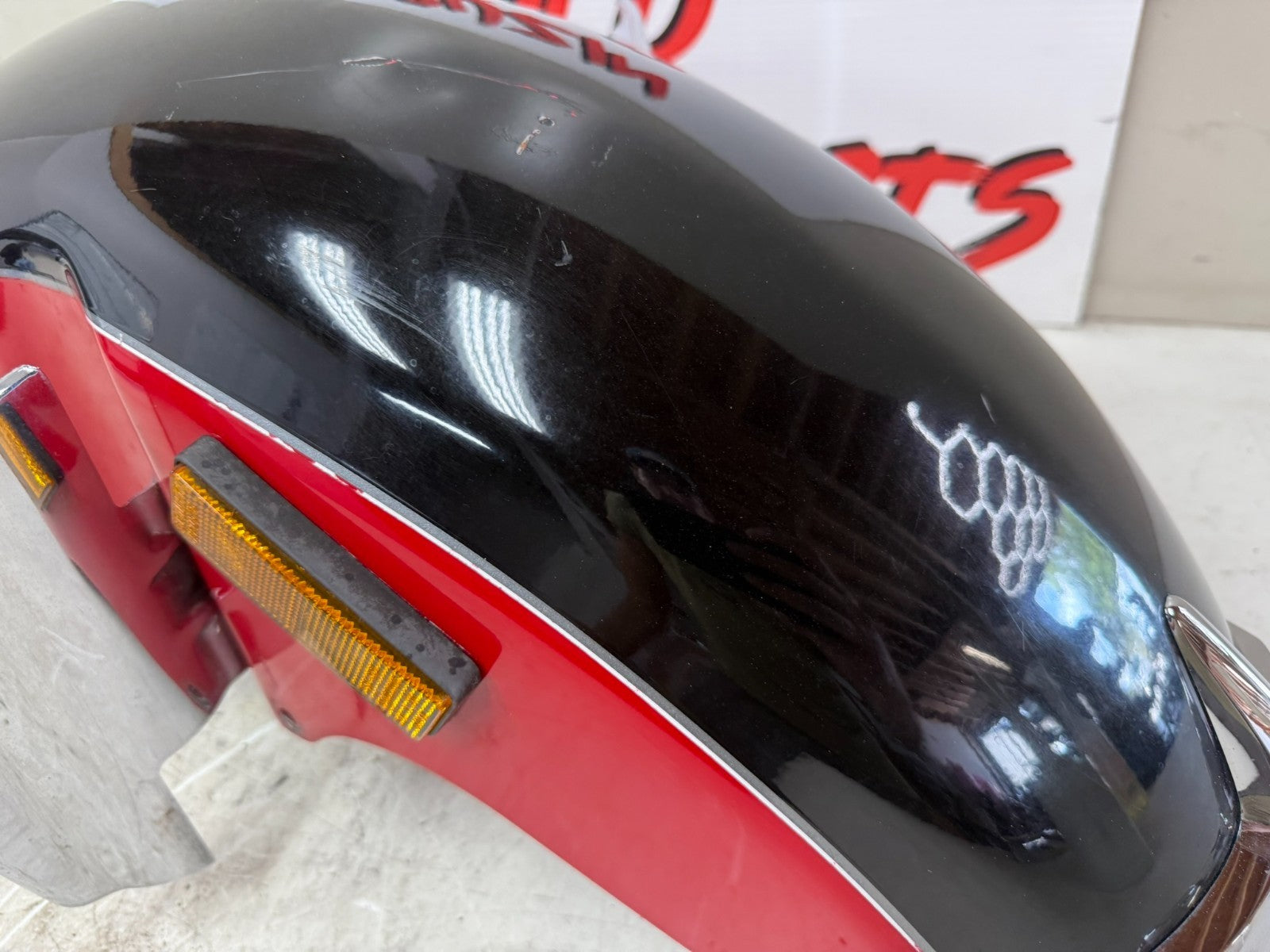 2001 HONDA VALKYRIE INTERSTATE OEM Front Fender With Chrome Trim Tip