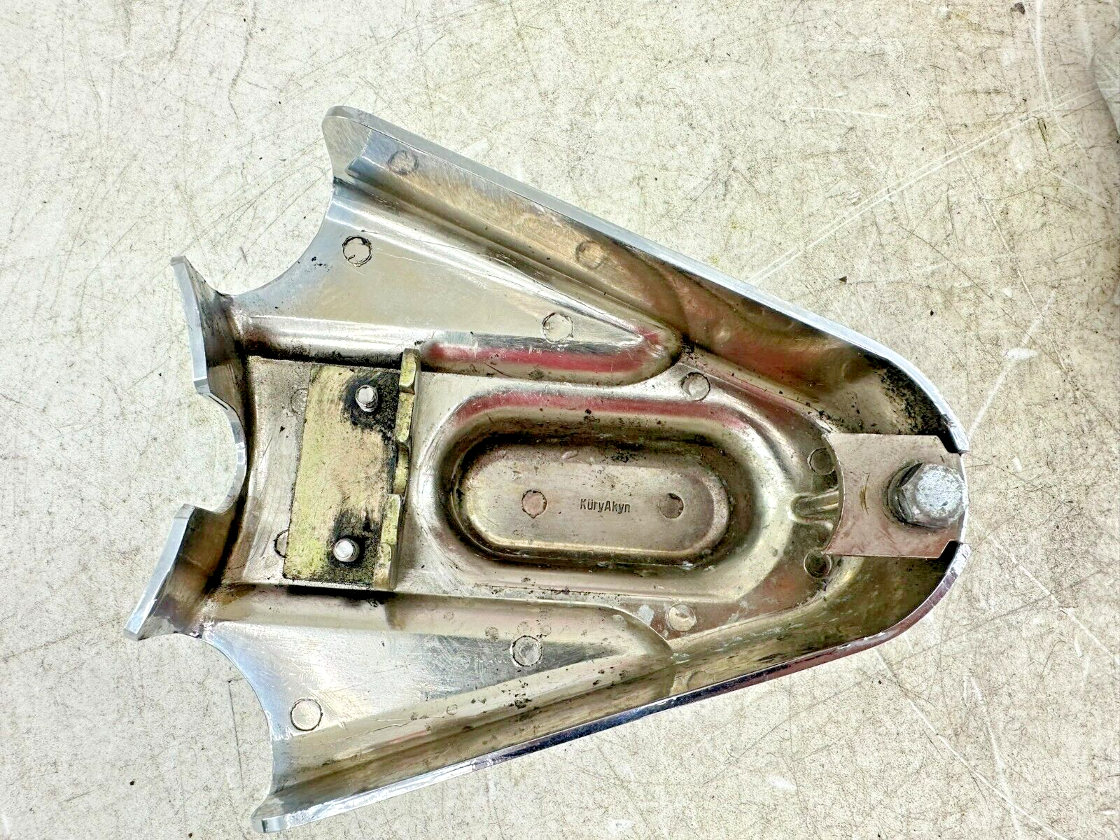 1996 HARLEY DAVIDSON SOFTAIL Kuryakyn Chrome Rear Axle Swingarm Cover