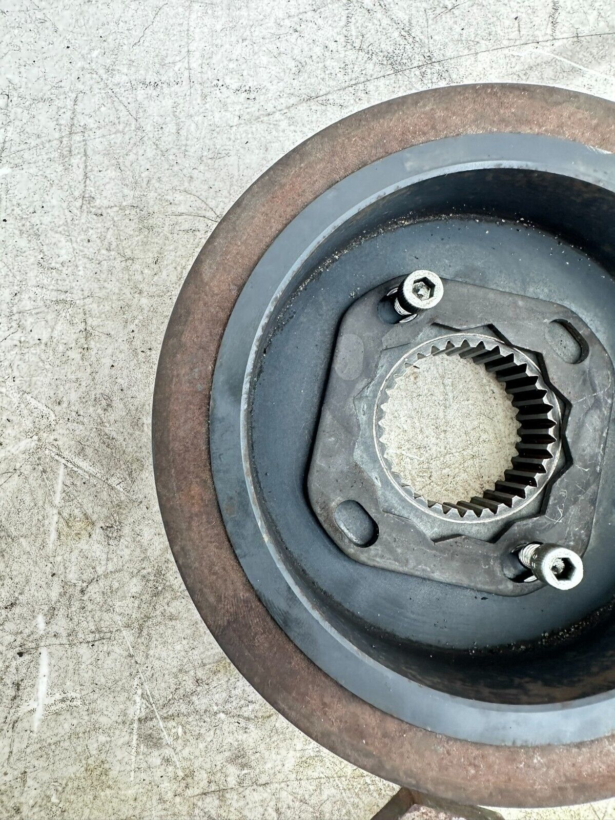 2003 HARLEY ELECTRA GLIDE classic 32T Front Transmission Pulley Gear Sprocket