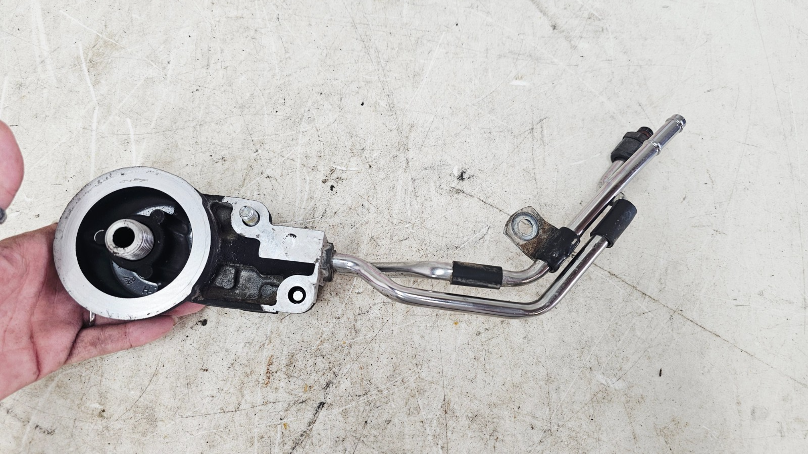 1996 HARLEY FLH ELECTRA GLIDE Oil Filter Housing Mounting Bracket Hard Lines