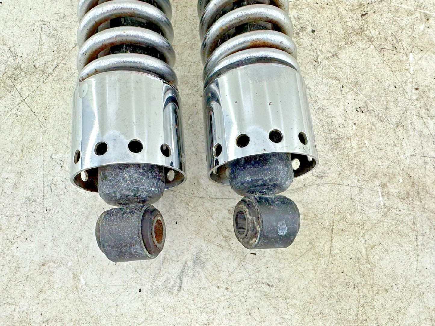 1997 HARLEY DYNA 12.5" Rear Shocks Suspension