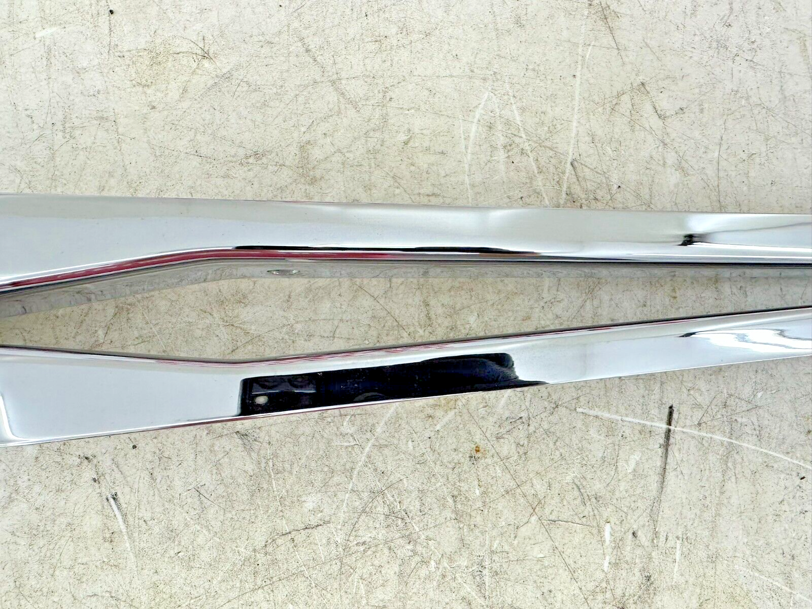 2002 HARLEY DYNA LOW RIDER Chrome Rear Fender Frame Strut Arm Bars
