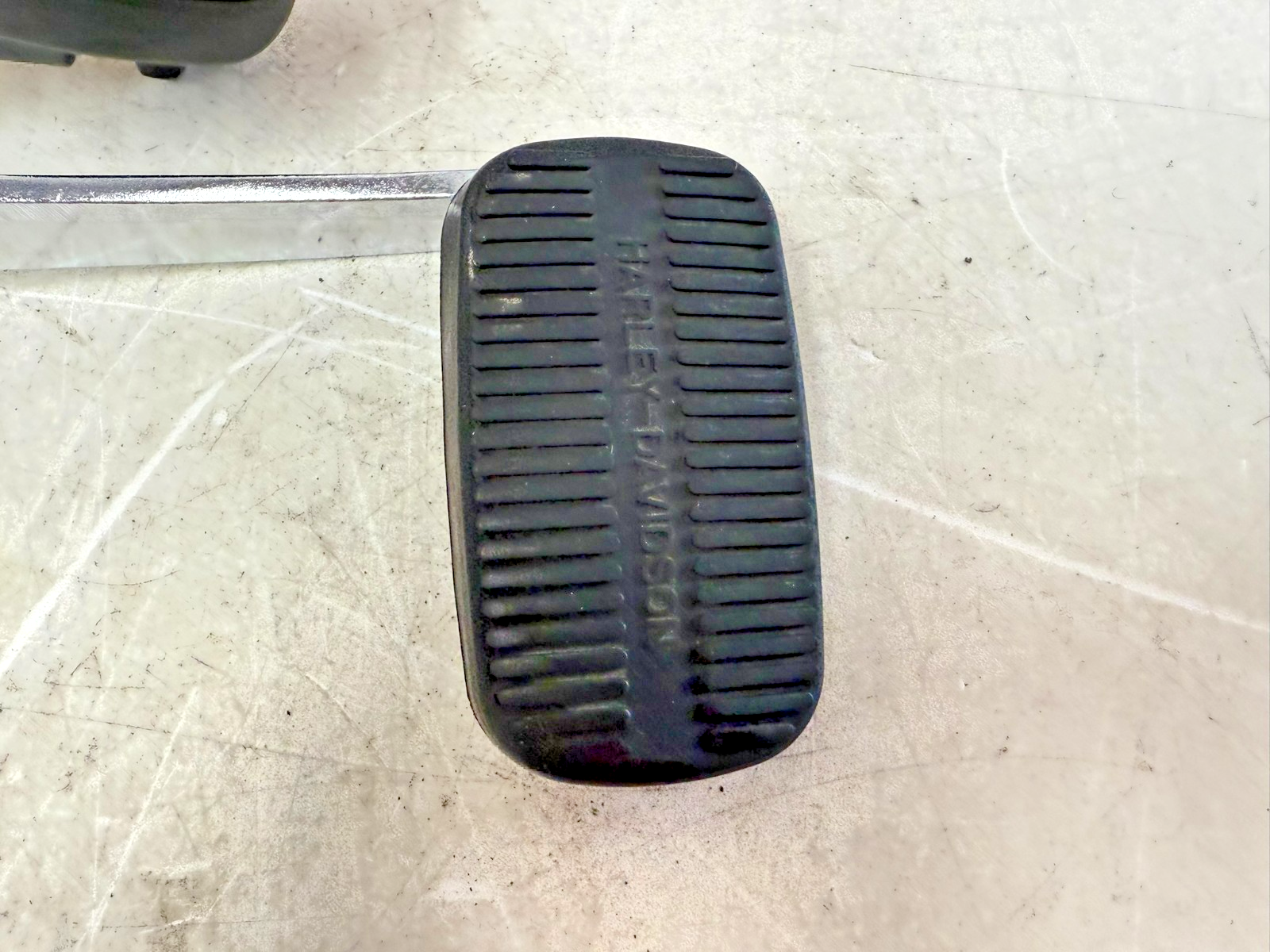 2003 HARLEY ELECTRA GLIDE Rear Brake Pedal & Master Cylinder