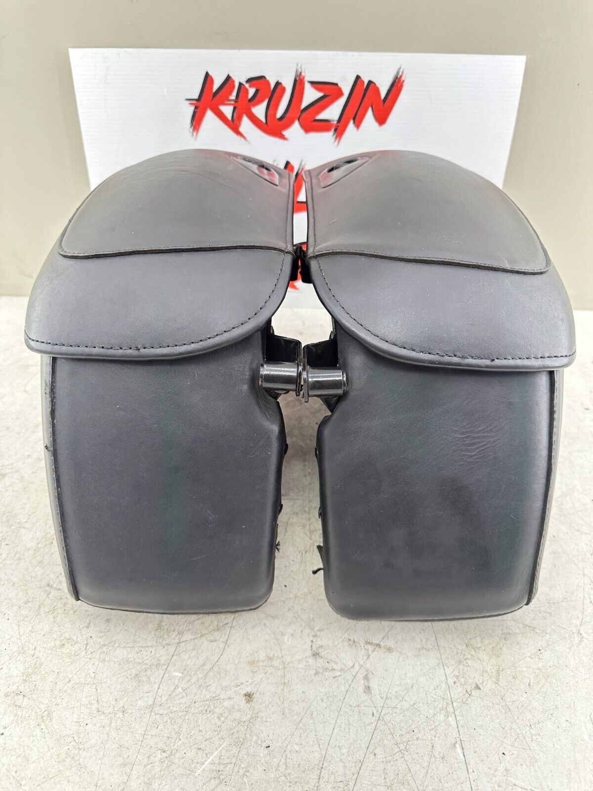 1999 HARLEY SOFTAIL OEM HD Genuine Hard Leather Saddlebags