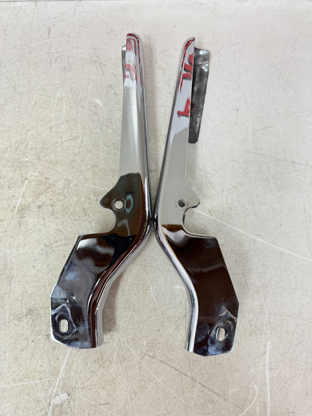 2003 HARLEY ELECTRA GLIDE Chrome Rear Strut Arm Frame Cover