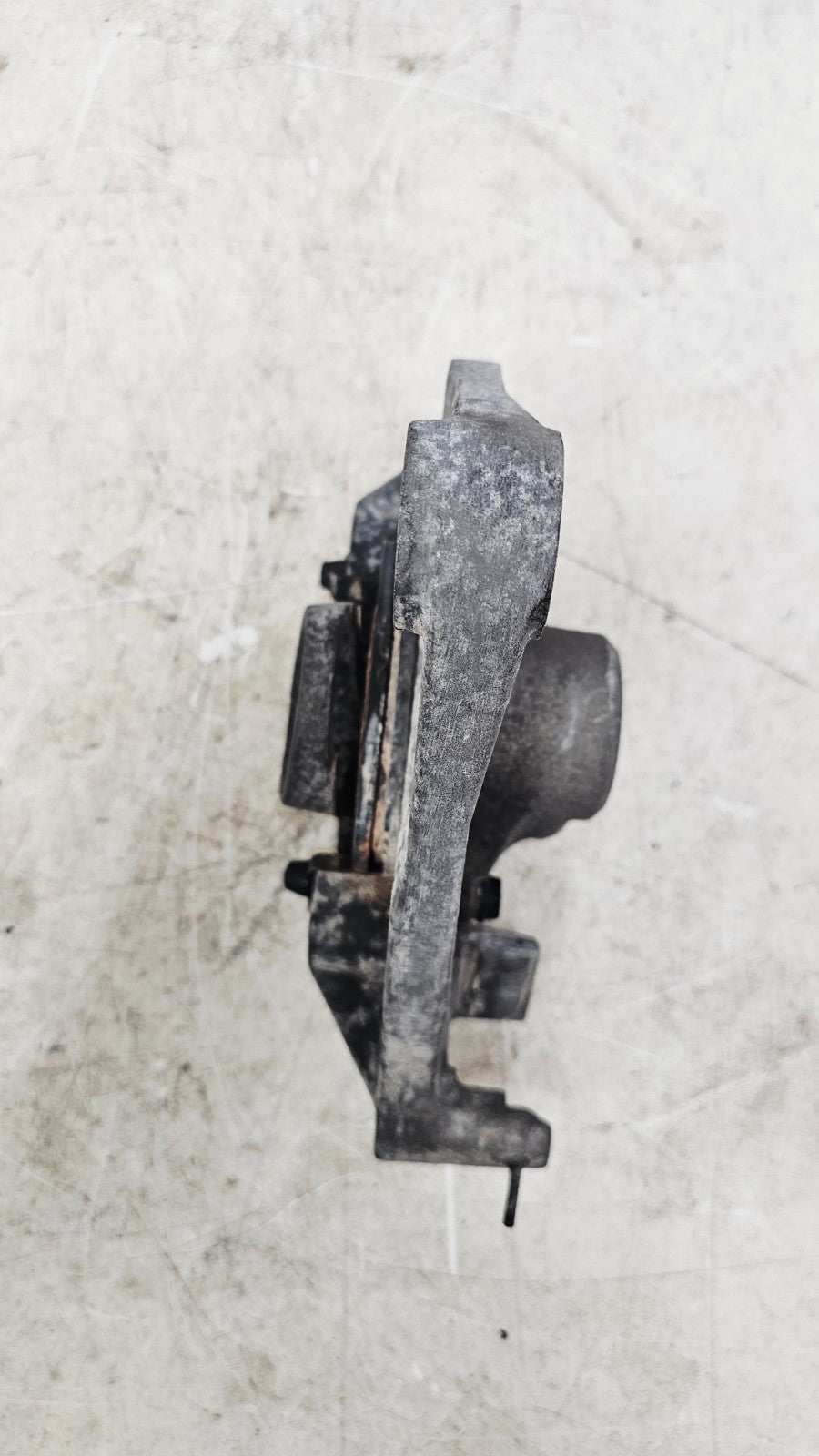 1996 HARLEY FLH ELECTRA GLIDE OEM Rear Brake Caliper w/ Mount Bracket