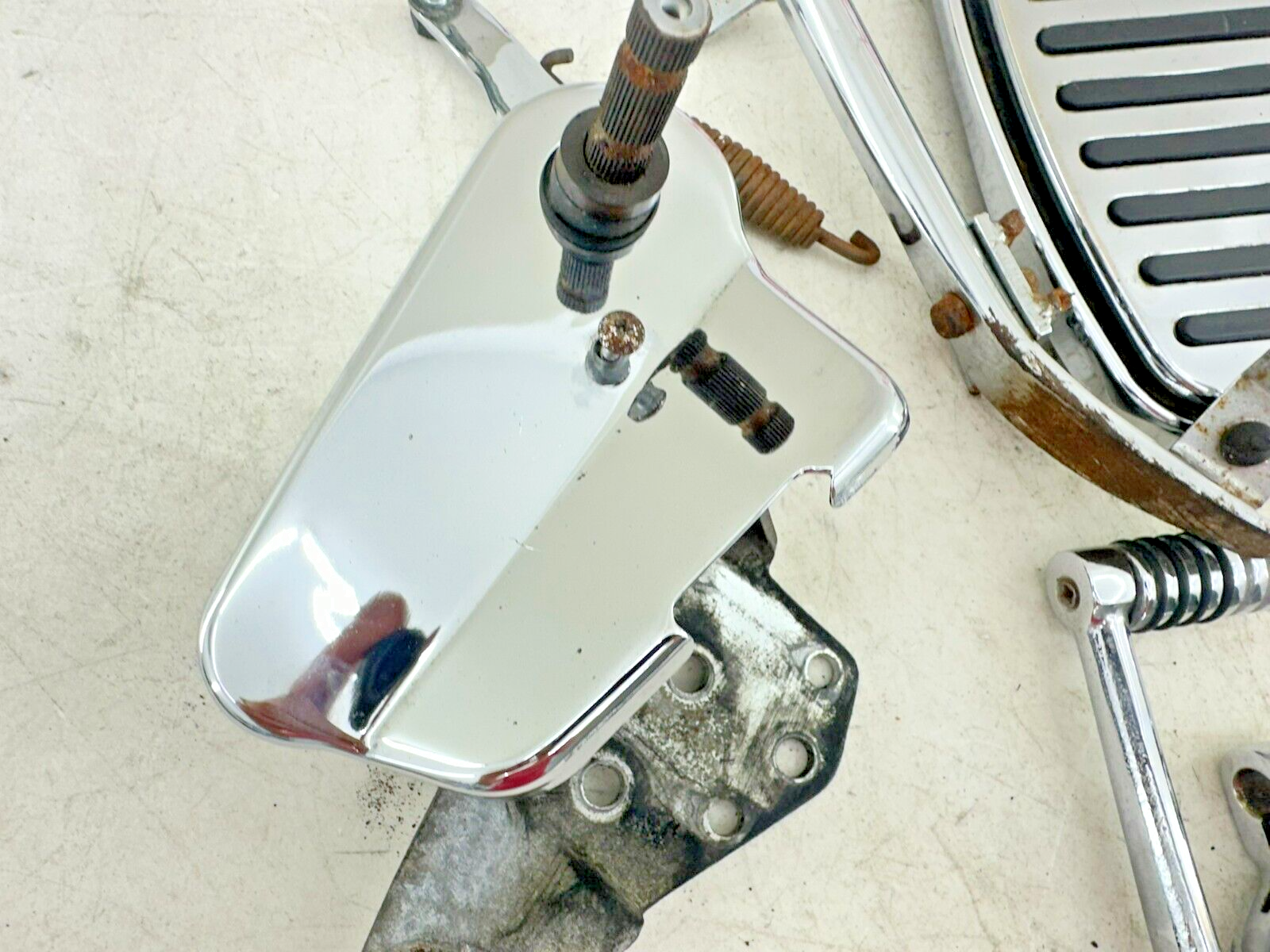 1995 HARLEY SOFTAIL OEM HD Driver Floorboards Footrest Heel Toe Shifter Brake