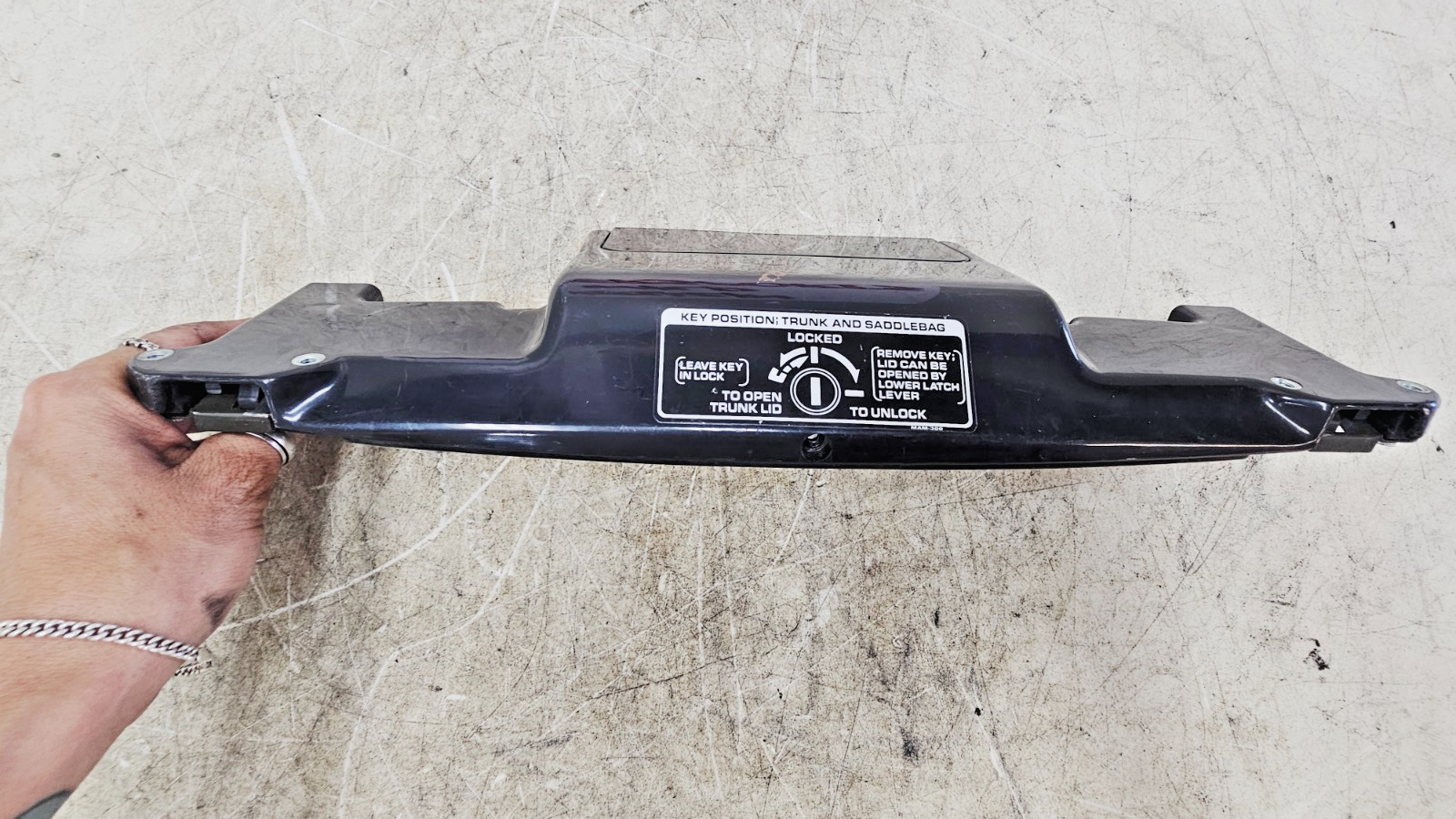 1993 HONDA GOLDWING GL1500 Trunk Saddlebag Lock Latch Release Cover