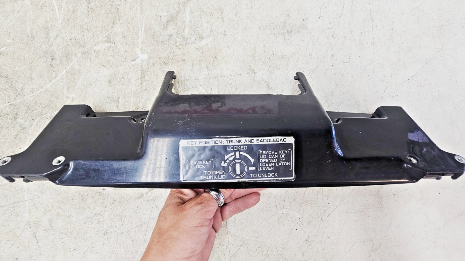 1995 HONDA GOLDWING GL1500 Trunk Saddlebag Lock Latch Release Cover Lever