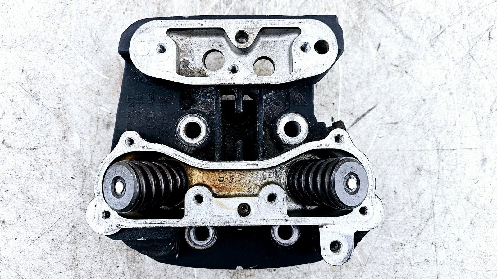 1995 HARLEY DYNA CONVERTIBLE Engine Motor Front Cylinder Head w/ Valve 16721-84D