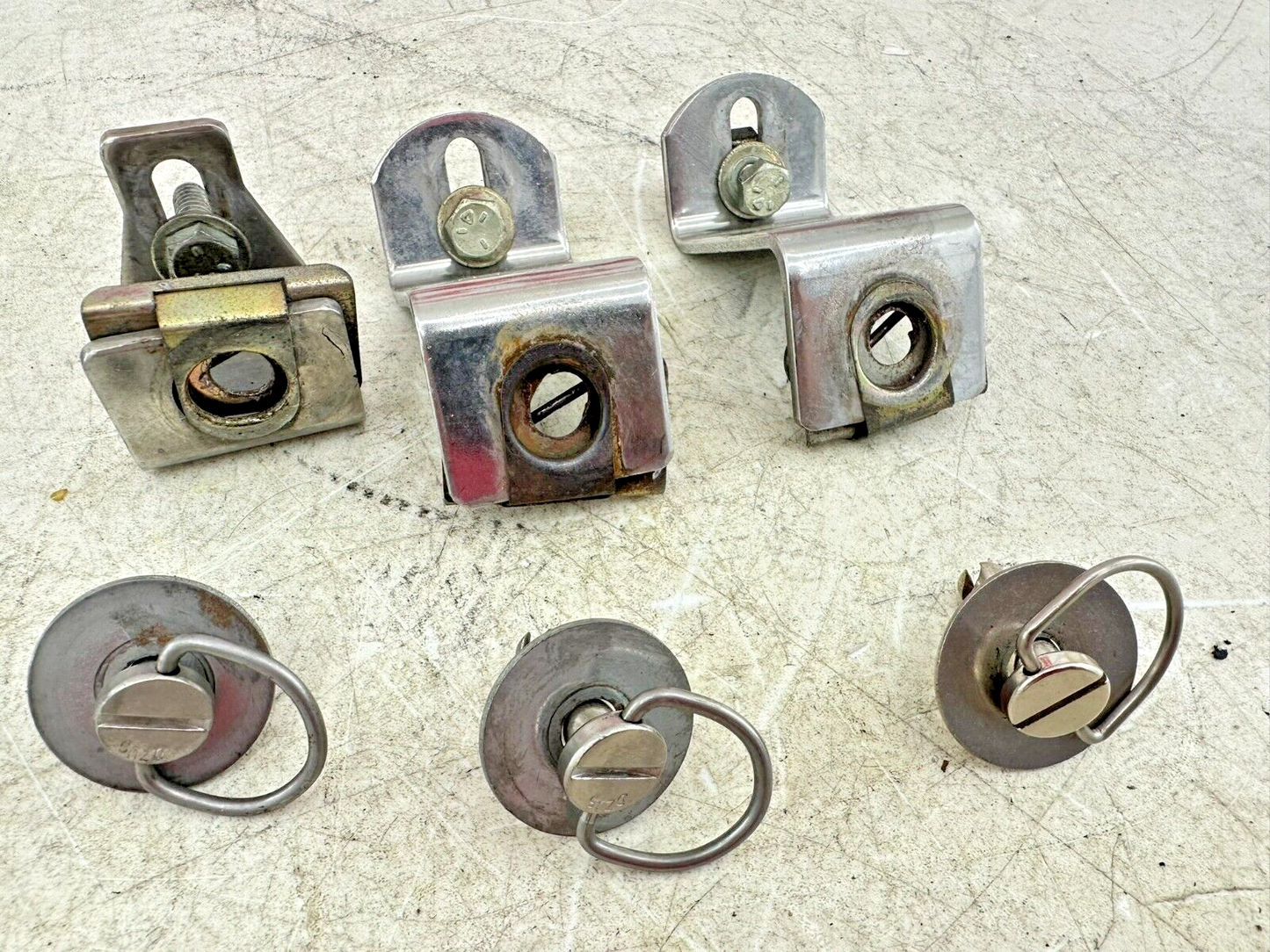 2003 HARLEY ELECTRA GLIDE classic Saddlebag Docking Mounting Hardware Pins