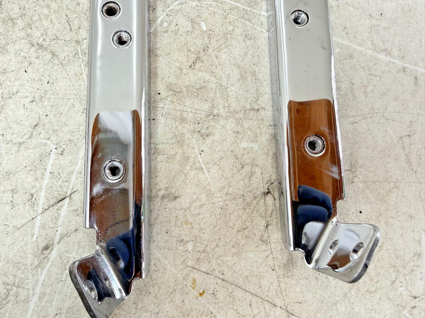 1995 HARLEY FLH ELECTRA GLIDE Rear Fender Frame Strut Arm Bars Chrome