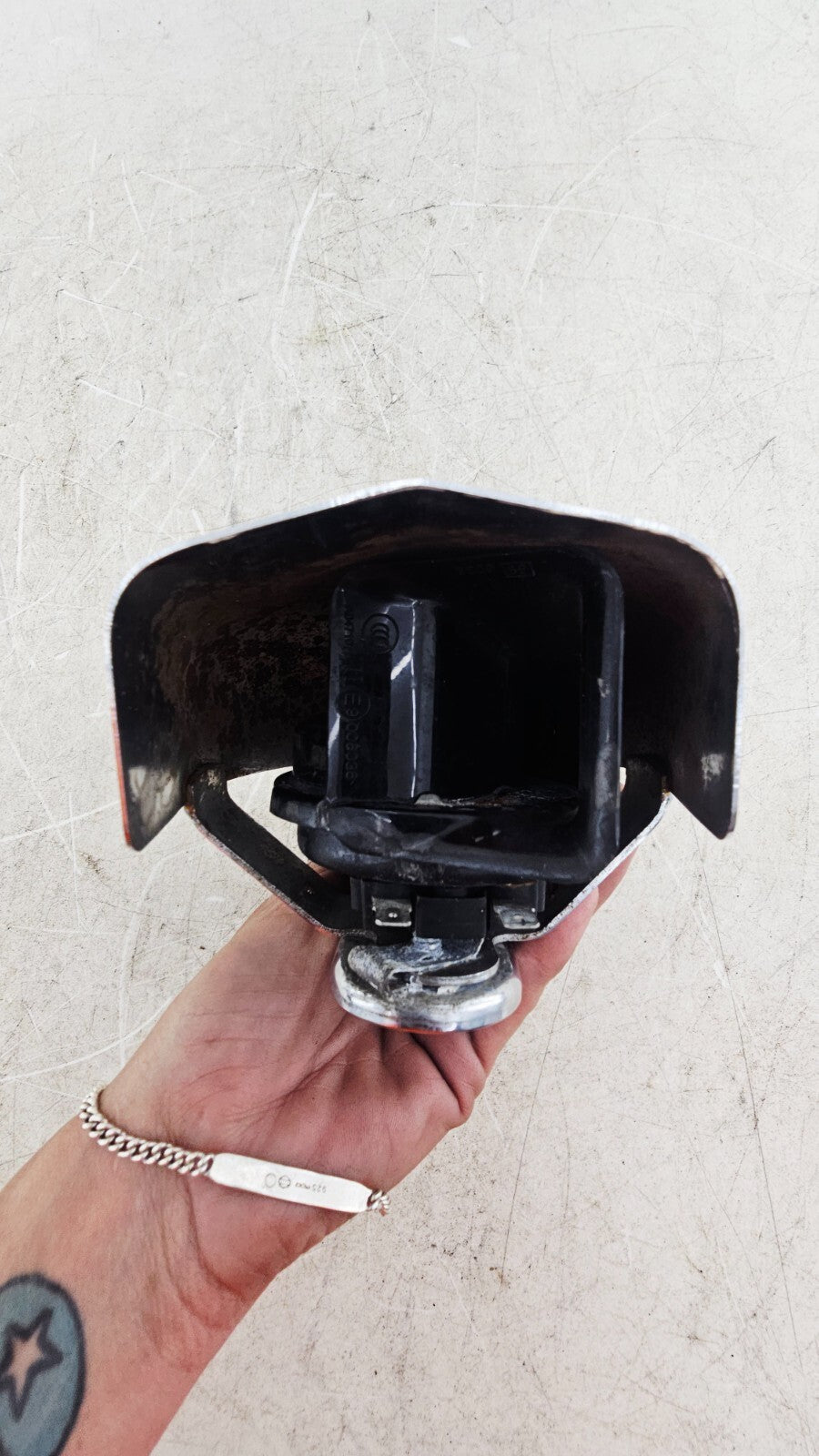 2000 HARLEY FLH ROADKING Horn & Chrome Cover