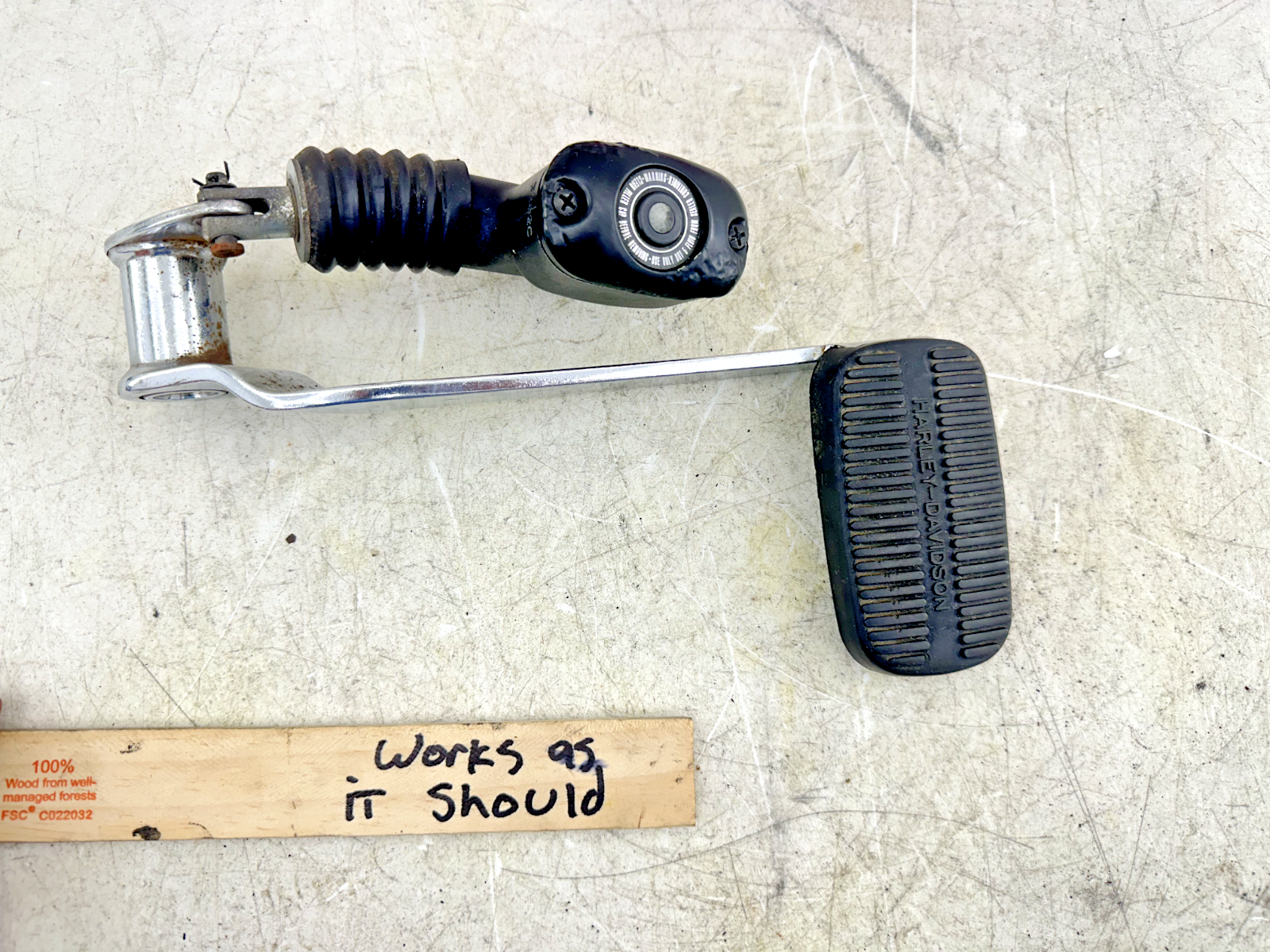 2003 HARLEY ELECTRA GLIDE classic Rear Brake Pedal + Master Cylinder