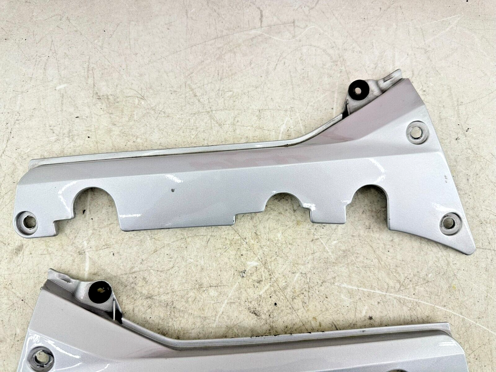 2004 Honda Goldwing GL1800 Passenger Floorboard + Frame Cover Guard