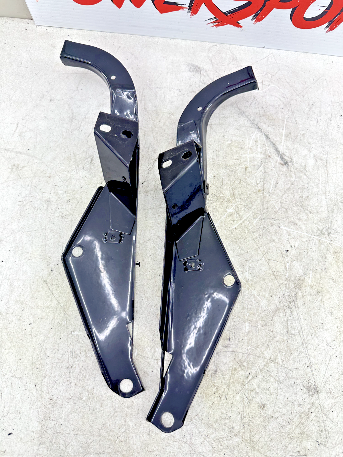2003 HARLEY ELECTRA GLIDE classic Main Upper Batwing Fairing MTG Frame Bracket