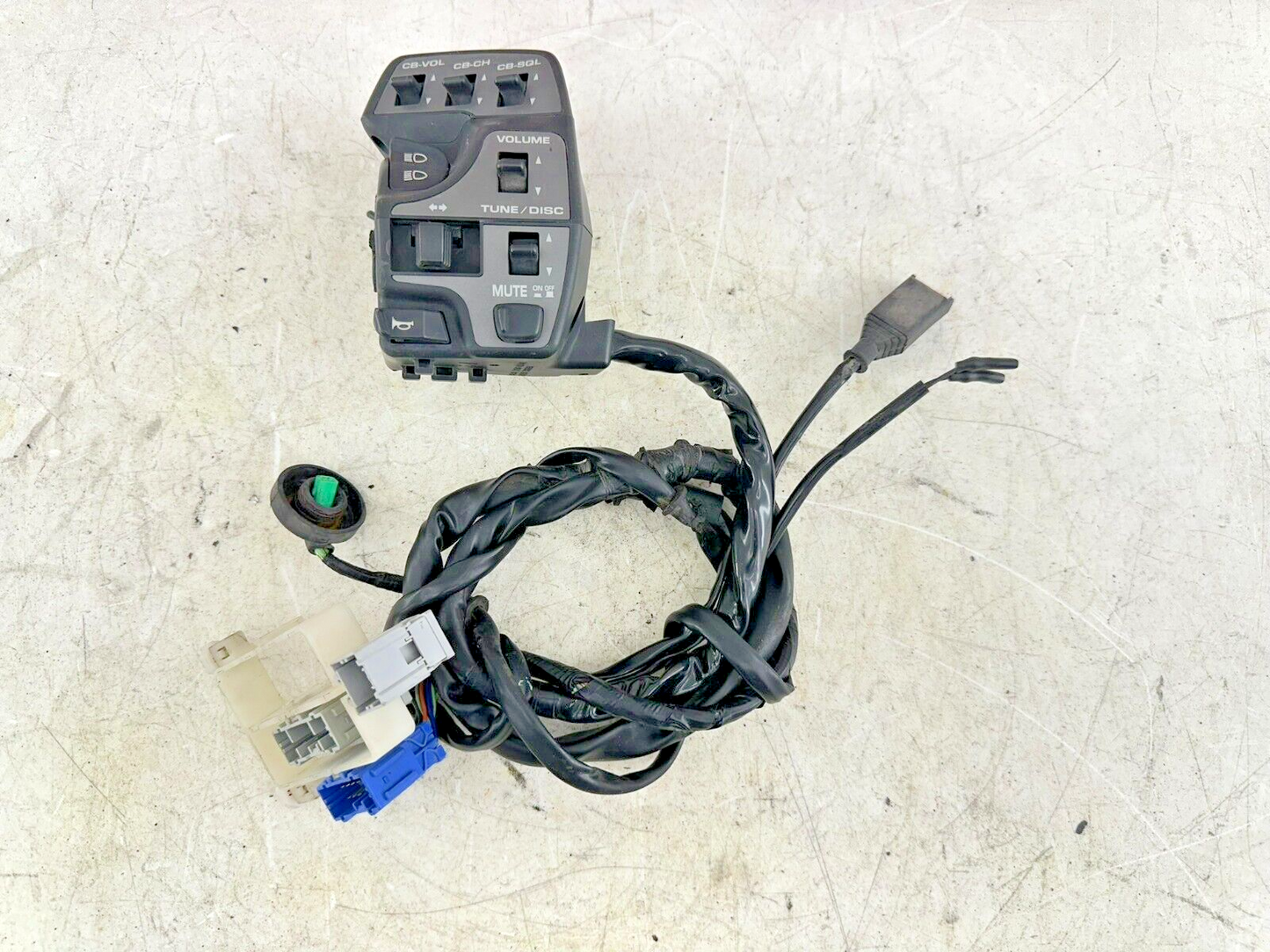 2004 Honda Goldwing GL1800 Left Hand Controls Switch Buttons CB Horn