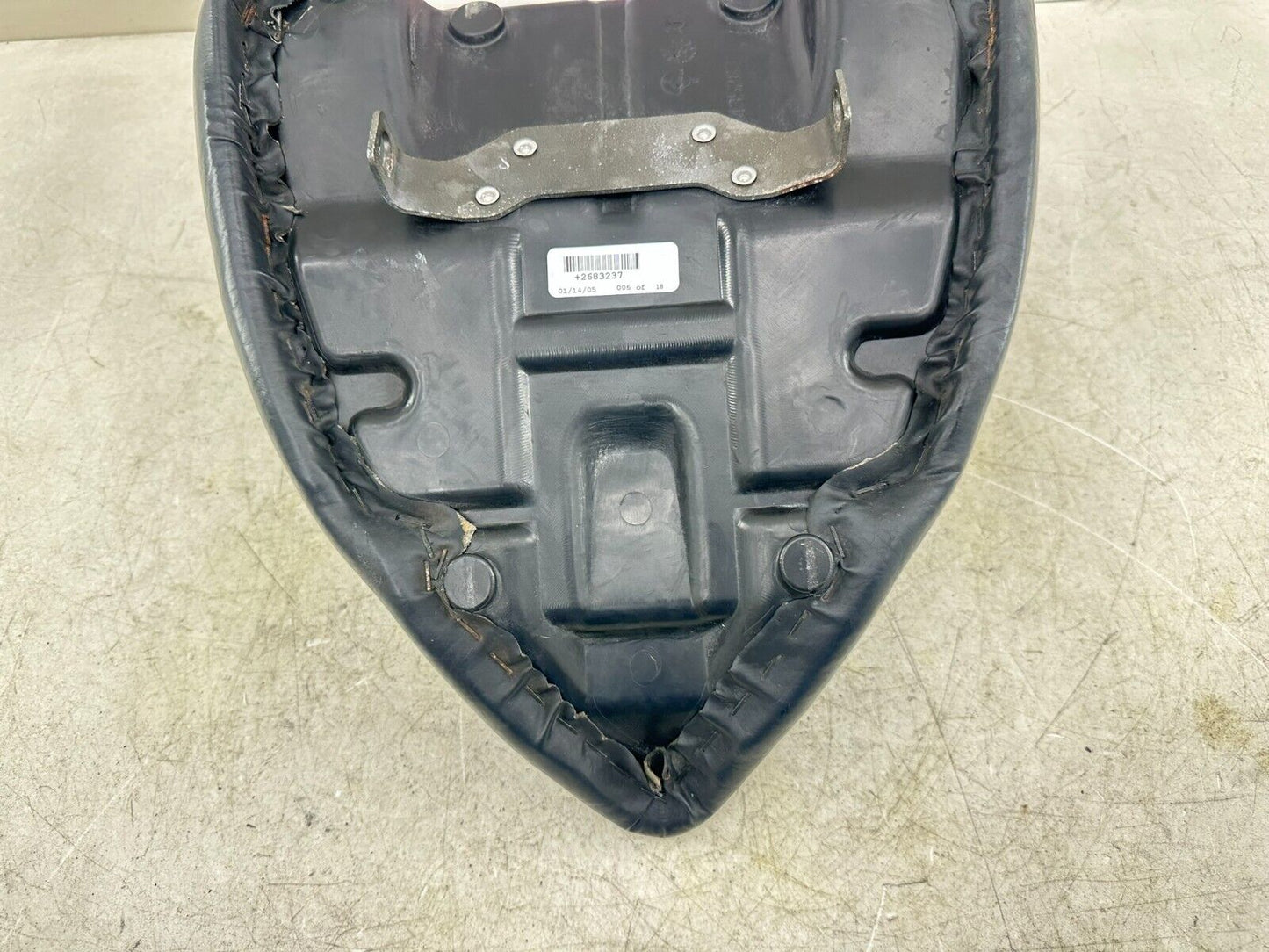 2005 Victory Kingpin Driver Seat Saddle Solo OEM 2683237