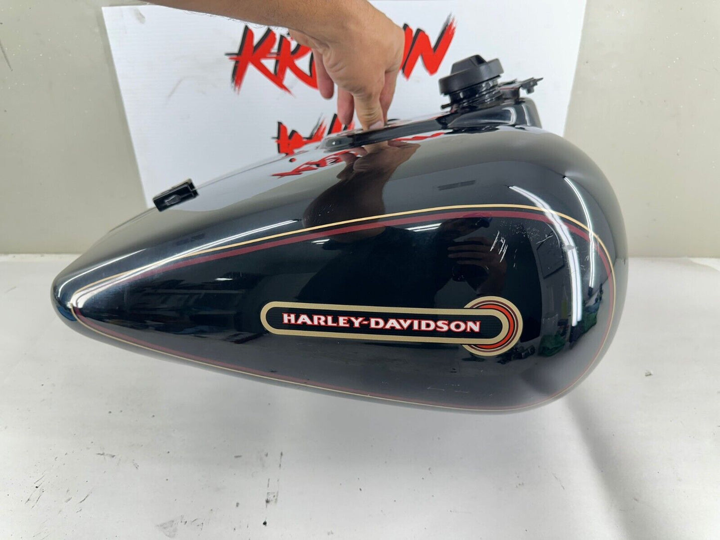 1999 HARLEY ELECTRA GLIDE Gas Tank OEM Black