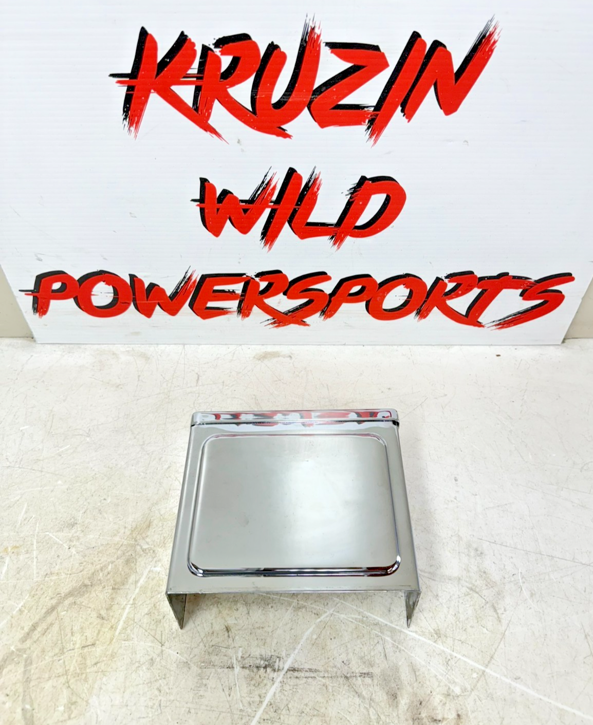 2003 HARLEY DYNA WIDE GLIDE Battery Chrome Cover Mount Lid