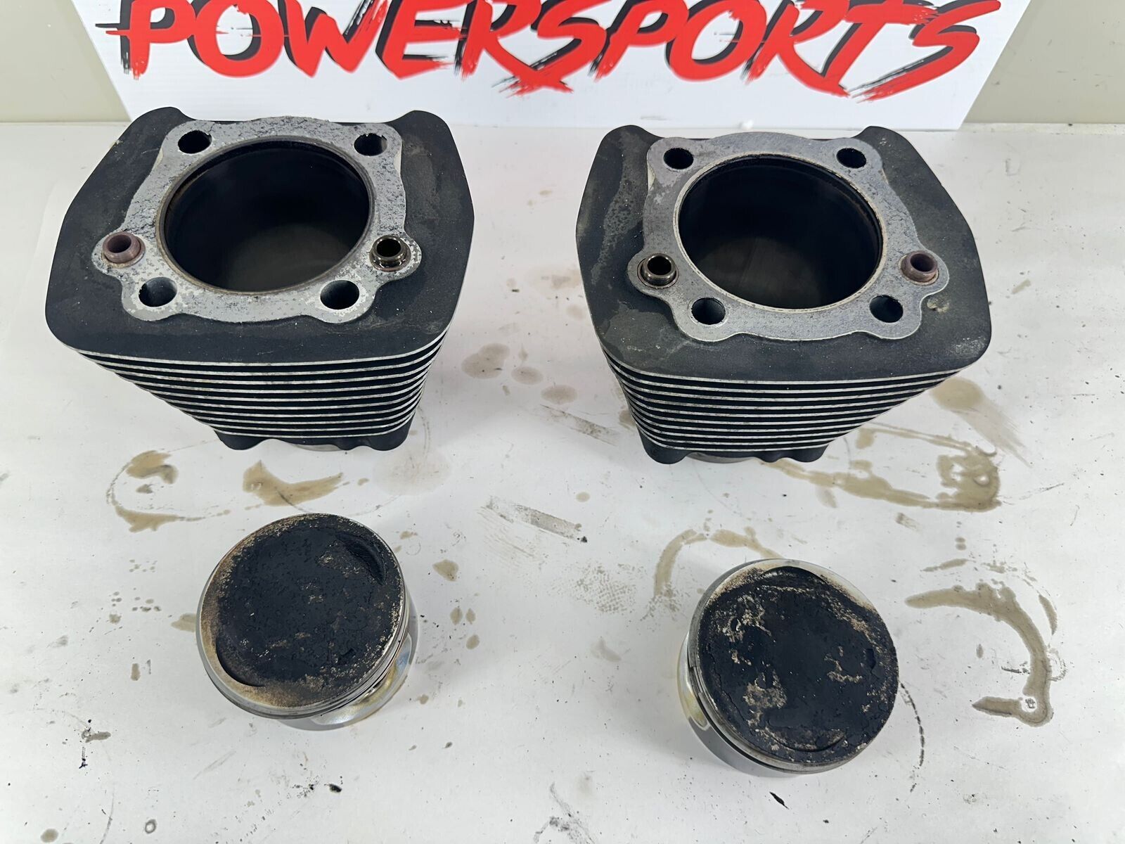 2003 Harley Davidson Sportster 1200 Cylinders + Pistons