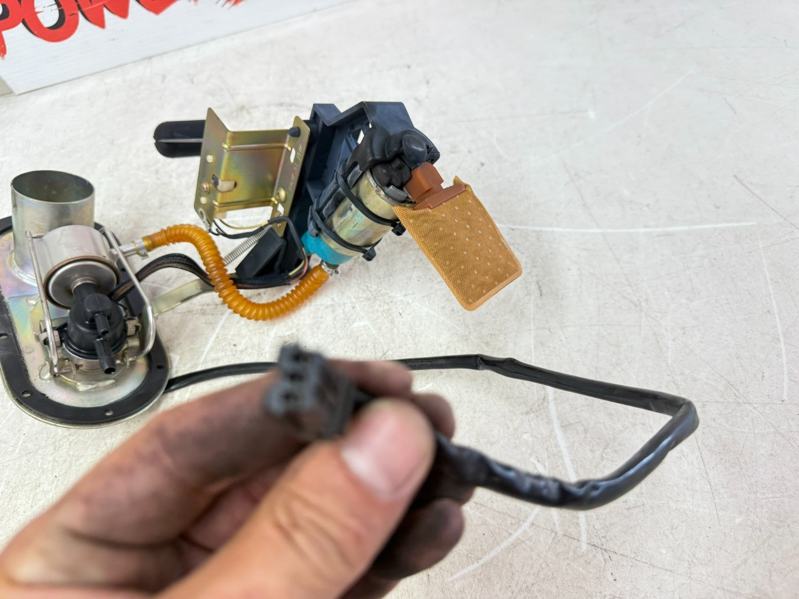 2003 HARLEY ELECTRA GLIDE OEM Fuel Pump Gas Petrol Sending Unit 75126-02A